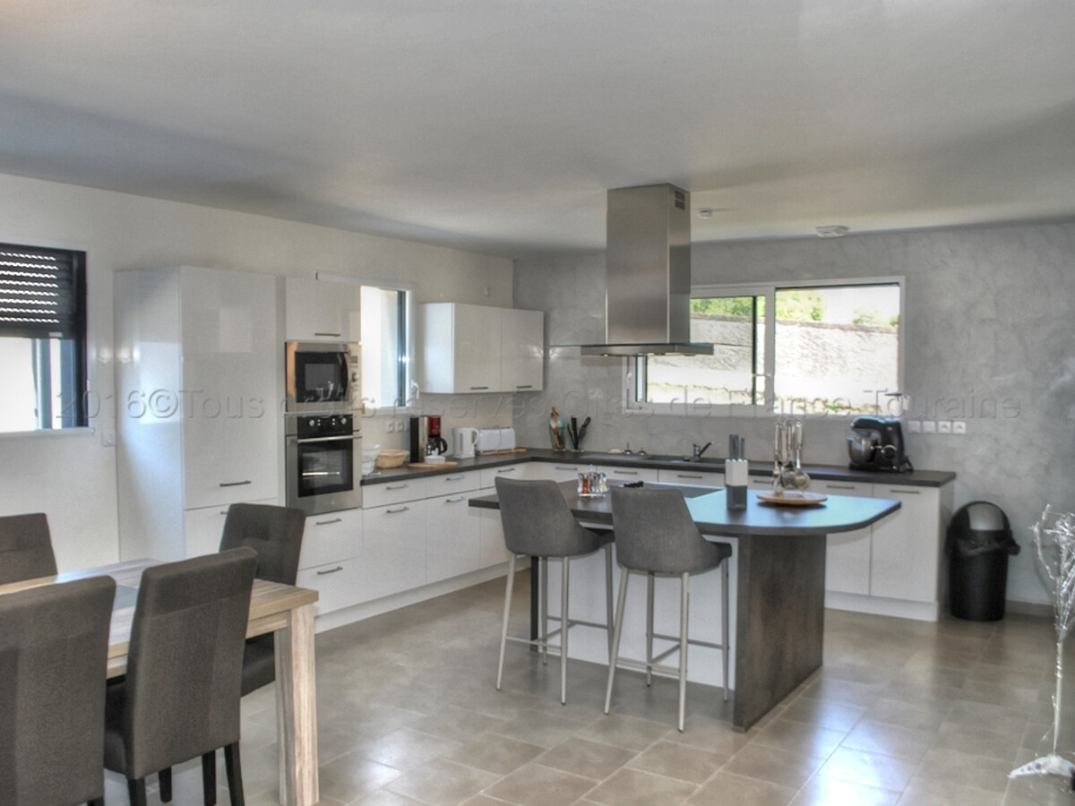Gîte 14 pers. à Tours : piscine chauffée toute l'année - Photo 13