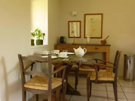 Maison de campagne charmante avec jardin au Château de Vesset - Photo 12