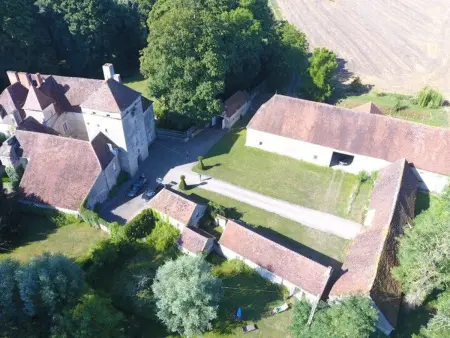 Maison de campagne charmante avec jardin au Château de Vesset - Photo 18