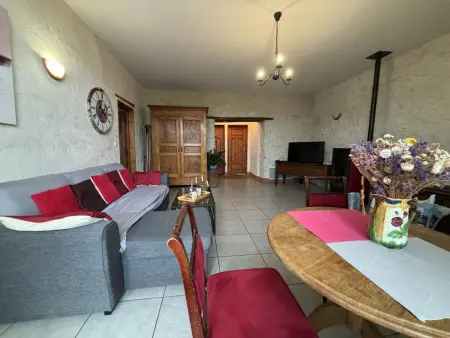 Gîte Écologique Confortable avec Jardin et Animaux Acceptés - Photo 5