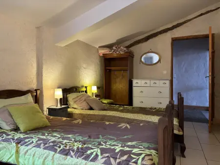 Gîte Écologique Confortable avec Jardin et Animaux Acceptés - Photo 12