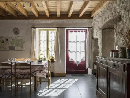 Gîte Écologique Confortable avec Jardin et Animaux Acceptés - Photo 17