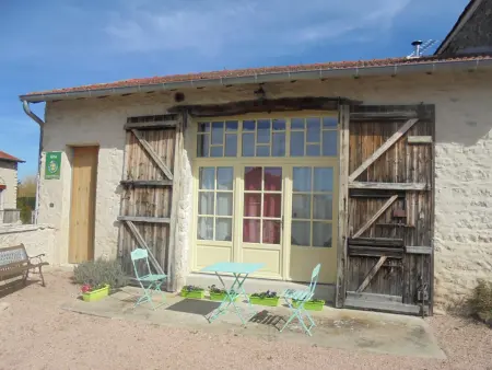 Gîte Écologique Confortable avec Jardin et Animaux Acceptés - Photo 25