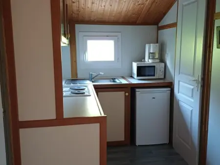 Chalet avec terrasse couverte à Échassières, 5 pers. : photo 8