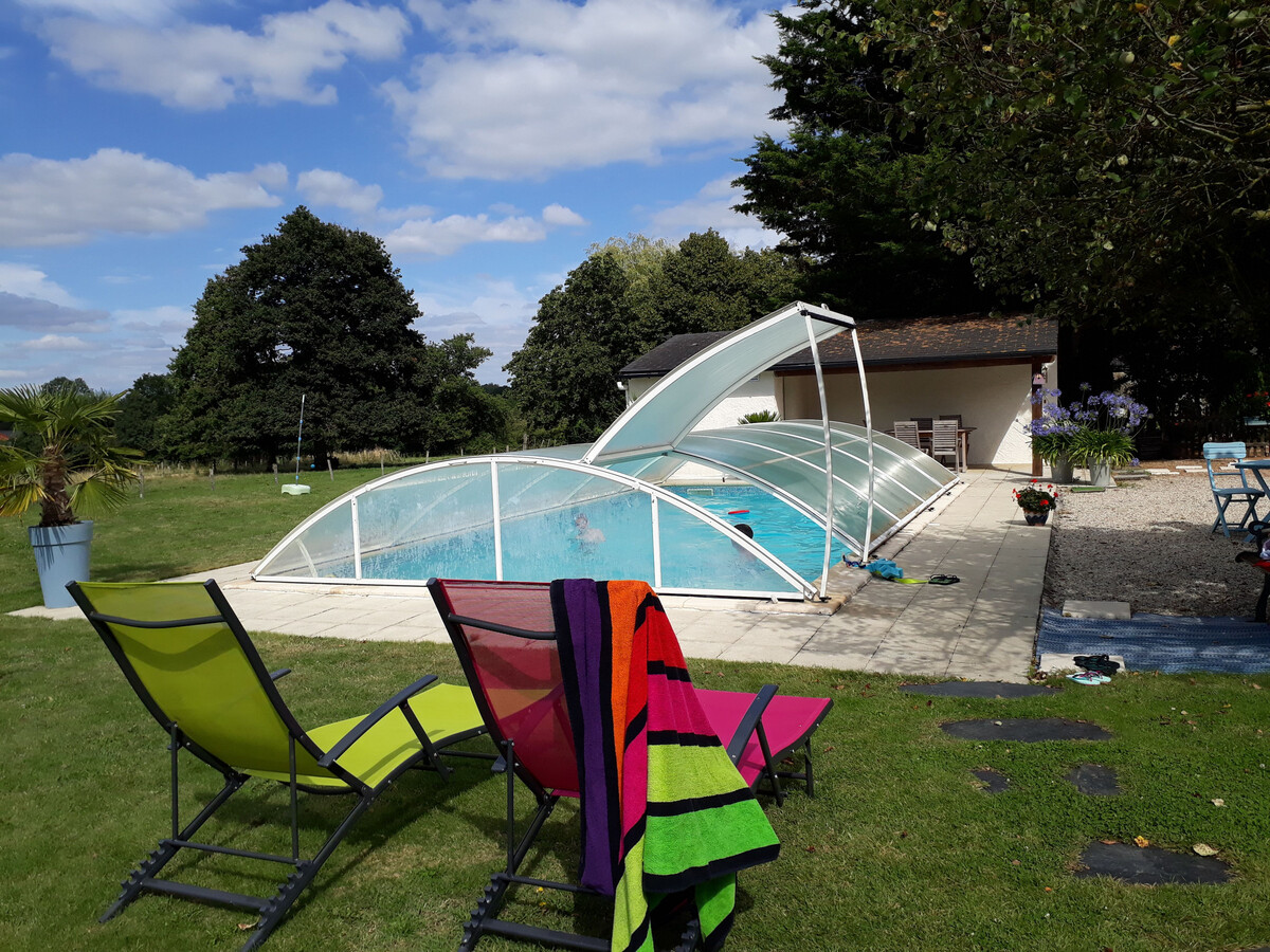 Gîte ancienne ferme avec piscine couverte à Bonnœuvre - Photo 10