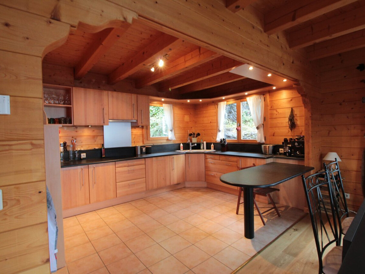 Chalet 3 chambres aux Carroz, terrasse panoramique sud - Photo 4