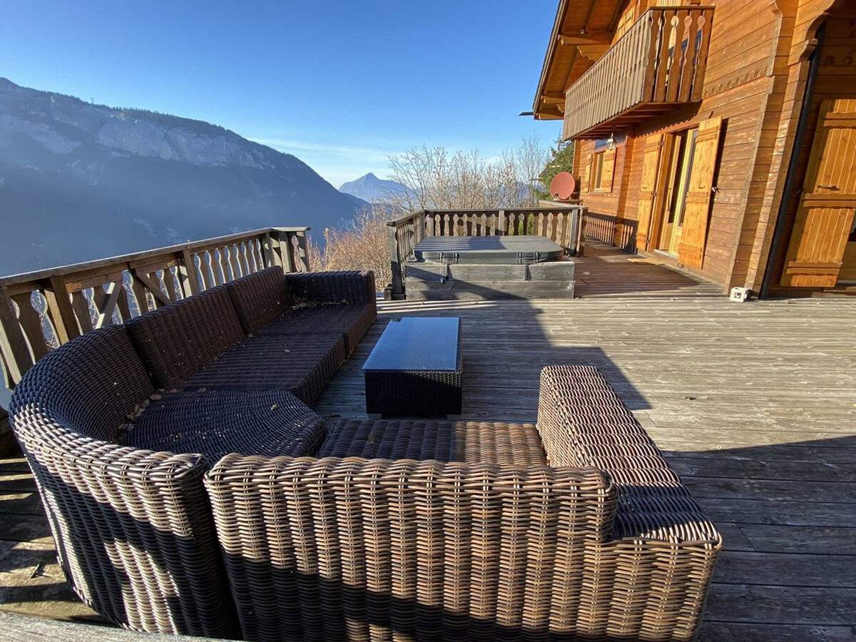 Chalet 3 chambres aux Carroz, terrasse panoramique sud - Photo 15