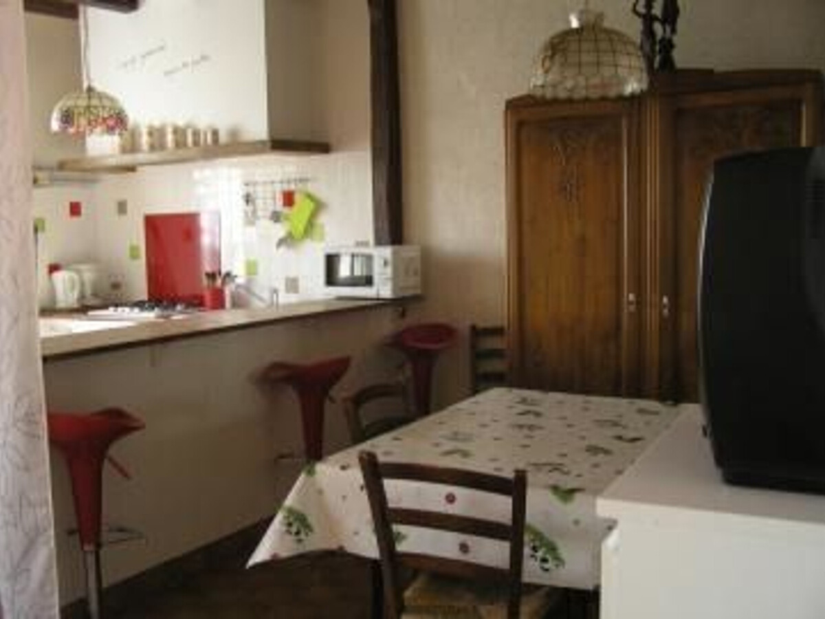 Gîte champêtre avec piscine chauffée et terrasse plein sud - Photo 10