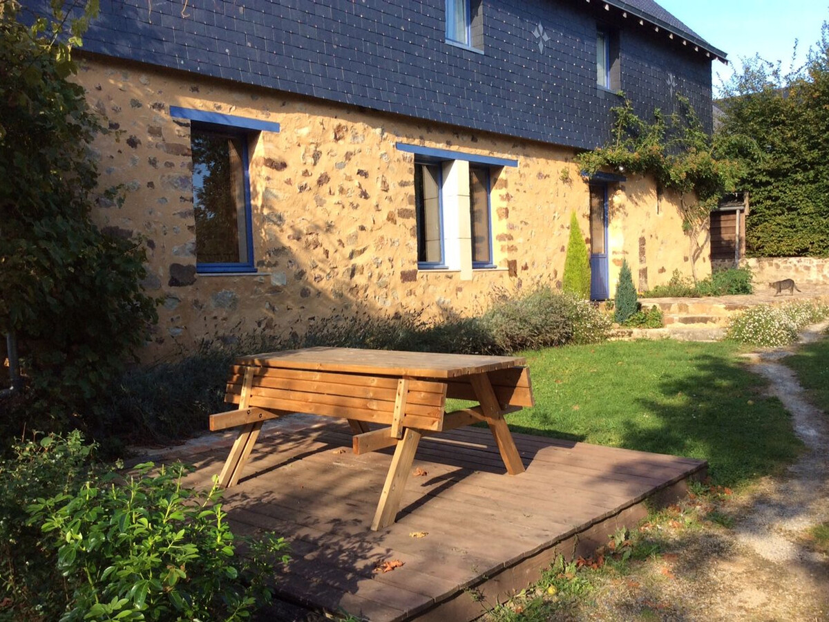 Gîte 8 pers. en forêt, PMR, terrasse – Chemiré-en-Charnie - Photo 3