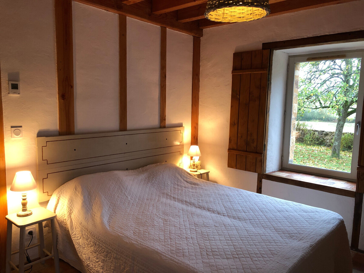 Gîte 8 pers. en forêt, PMR, terrasse – Chemiré-en-Charnie - Photo 10