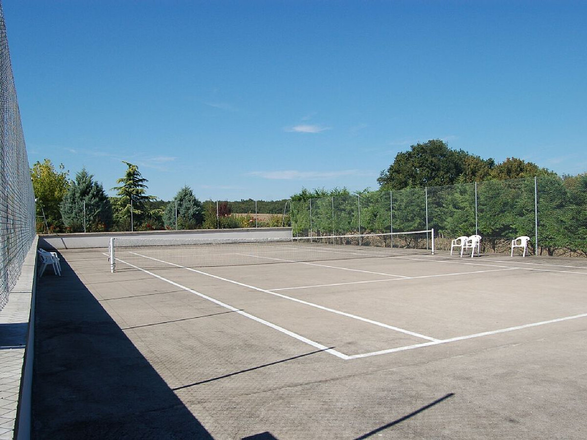 Gîte 10 pers. piscine chauffée et tennis en Berry - Photo 28