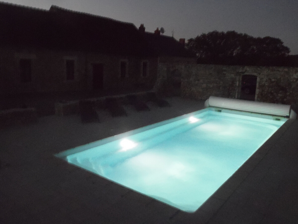 Longère en Brenne avec jardin 2000m², piscine partagée - Photo 6