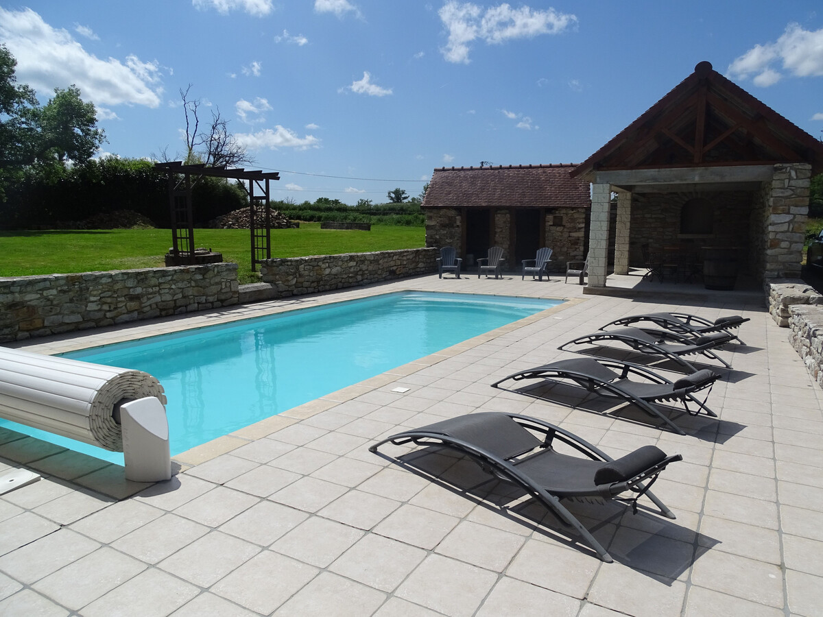 Longère en Brenne avec jardin 2000m², piscine partagée - Photo 7