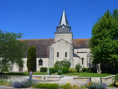 Gîte rénové en Berry avec terrasse et jardin à Saint-Maur : photo 11