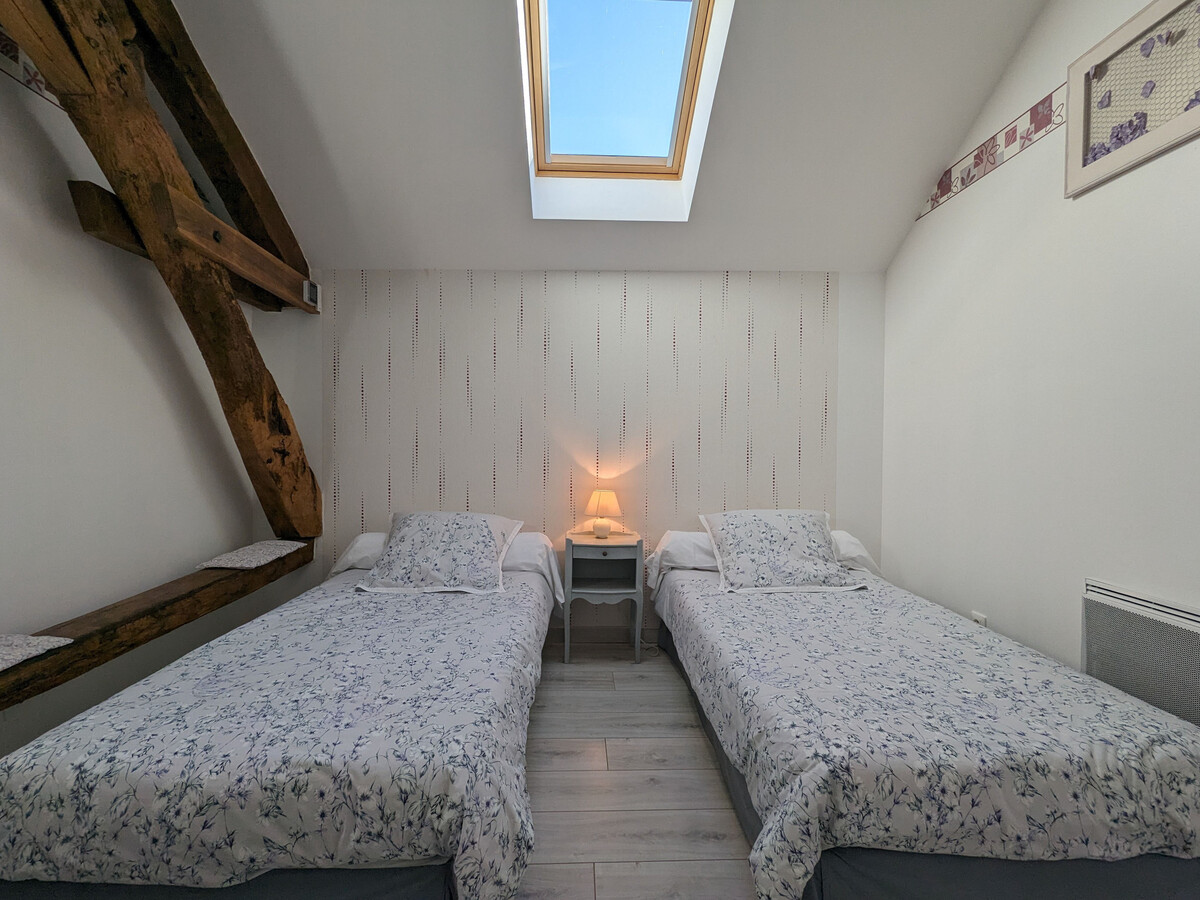 Gîte en pierre 4 chambres, 4 000 m² avec activités - Photo 3