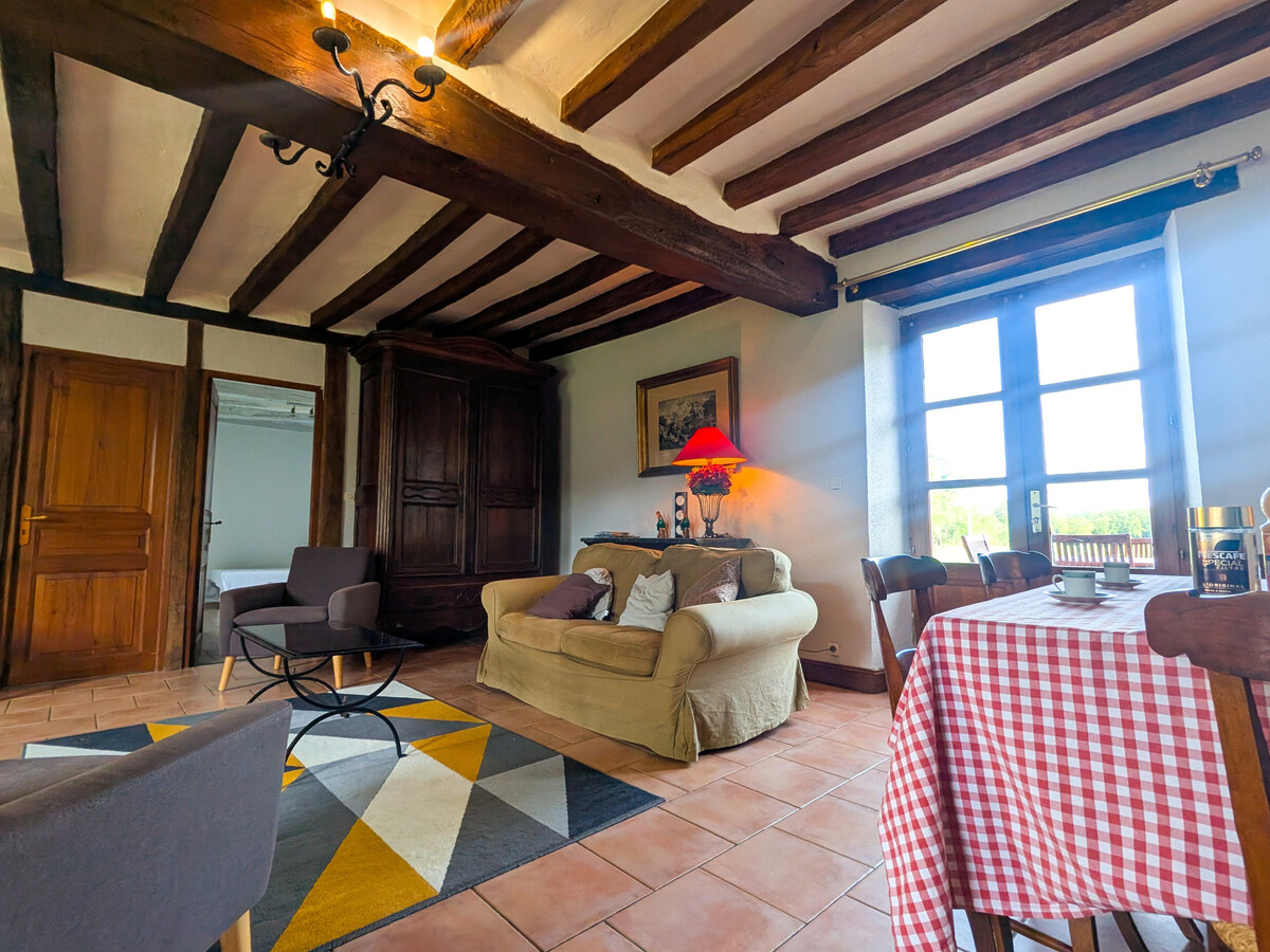 Gîte 6 personnes avec piscine partagée en Brenne - Photo 3
