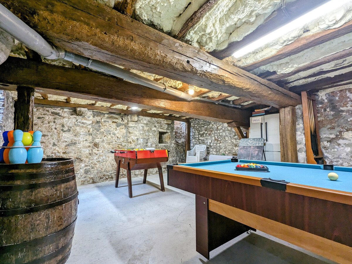 Gîte de bourg rénové avec salle de jeux à Levroux - Photo 4