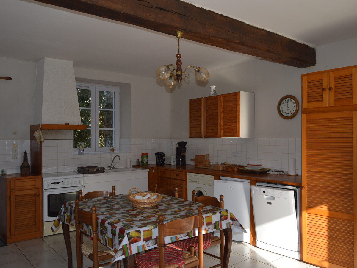 Gîte 12 pers., 6 chambres avec jardin à Argenton-sur-Creuse - Photo 4