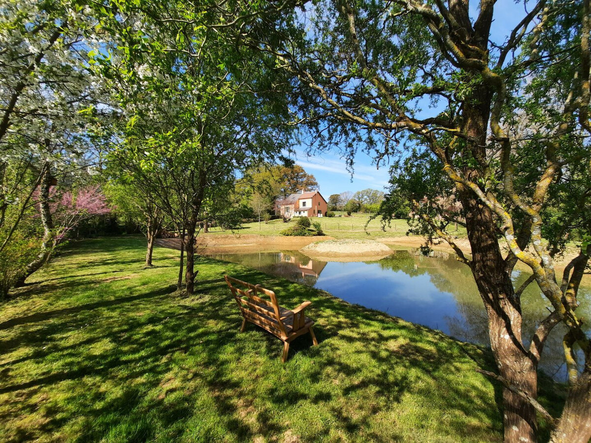 Gîte familial 6 pers. avec plan d'eau et salle de jeux - Photo 1