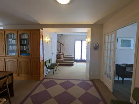 Gîte spacieux 5 pers. avec cour, garage et cheminée - Photo 5
