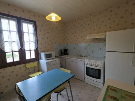 Gîte spacieux 5 pers. avec cour, garage et cheminée - Photo 17