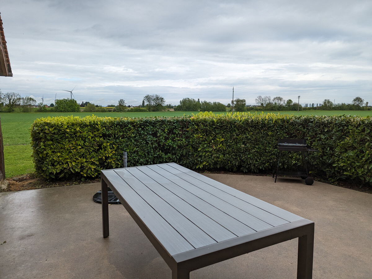 Gîte XVIIe siècle avec terrasse et ping-pong à Lorcy - Photo 16