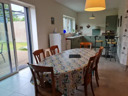 Gîte contemporain 90m² avec piscine chauffée à Mardié : photo 9