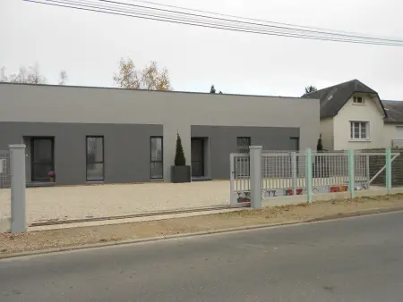 Gîte contemporain 90m² avec piscine chauffée à Mardié : photo 17