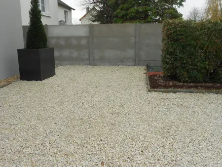 Gîte contemporain 90m² avec piscine chauffée à Mardié : photo 18