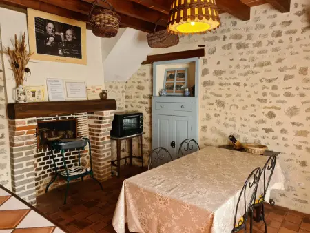 Gîte 4 pers. au calme près de Pithiviers, jardin 700m² : photo 5