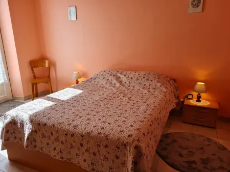 Gîte indépendant avec cour fermée, vue Vallée : photo 6