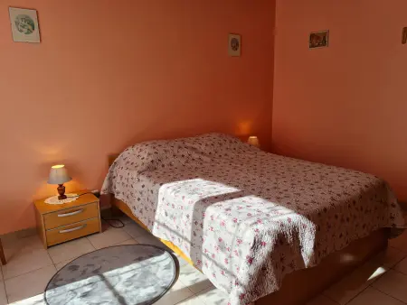 Gîte indépendant avec cour fermée, vue Vallée : photo 7