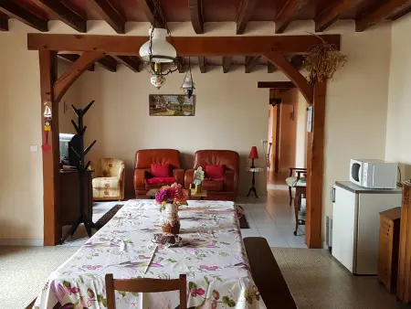 Gîte indépendant avec cour fermée, vue Vallée : photo 14