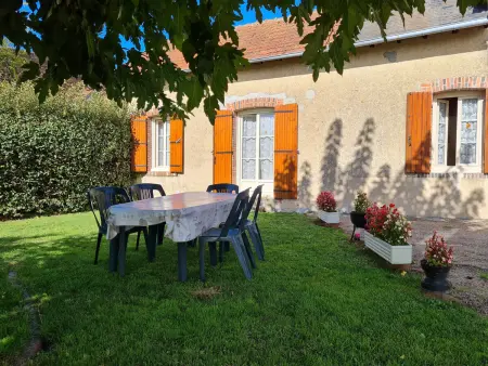 Gîte indépendant avec cour fermée, vue Vallée : photo 17