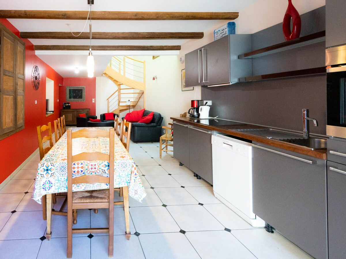 Gîte familial 9 pers. avec spa, salle de jeux et accès pêche - Photo 3