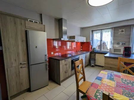 Gîte spacieux en ancienne ferme rénovée, idéal pour familles et amis – proche randos et sites touristiques - Photo 7
