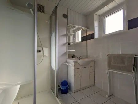 Gîte spacieux en ancienne ferme rénovée, idéal pour familles et amis – proche randos et sites touristiques - Photo 25