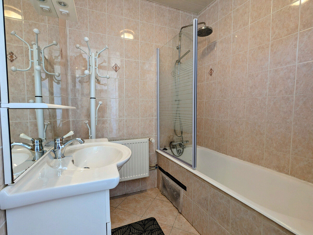 Gîte 5 chambres pour 13 pers, nature et ski à Bellefontaine - Photo 19