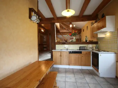 Gîte paisible à 650m d'alt., nature, cheminée, 3 ch. près de Remiremont & Plombières, terrasse, grand terrain - Photo 2