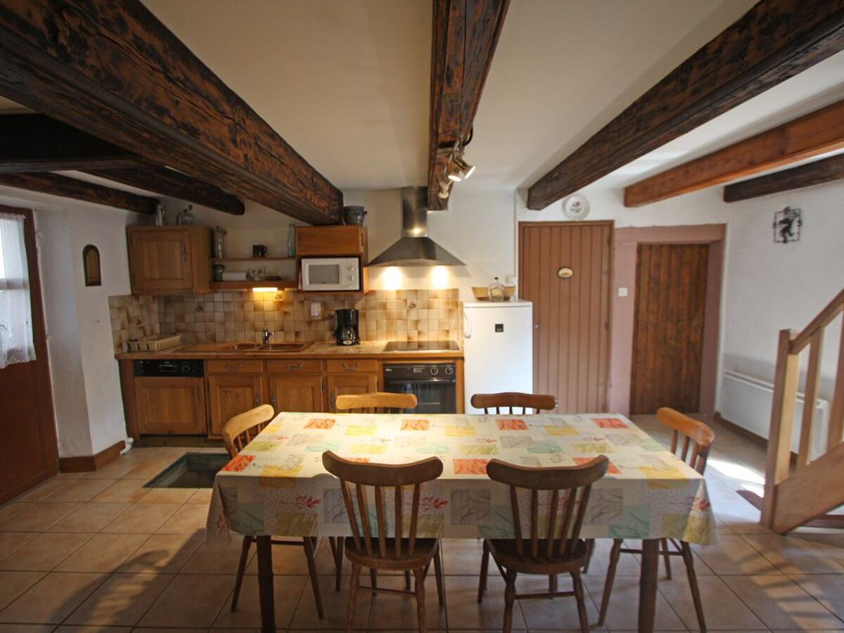 Gîte 6 pers en ancienne ferme avec salle de jeux - Photo 4