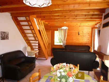 Chalet spacieux à Gérardmer avec terrasse et équipements familiaux - Photo 2