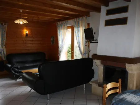 Chalet spacieux à Gérardmer avec terrasse et équipements familiaux - Photo 8
