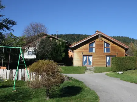 Chalet spacieux à Gérardmer avec terrasse et équipements familiaux - Photo 22