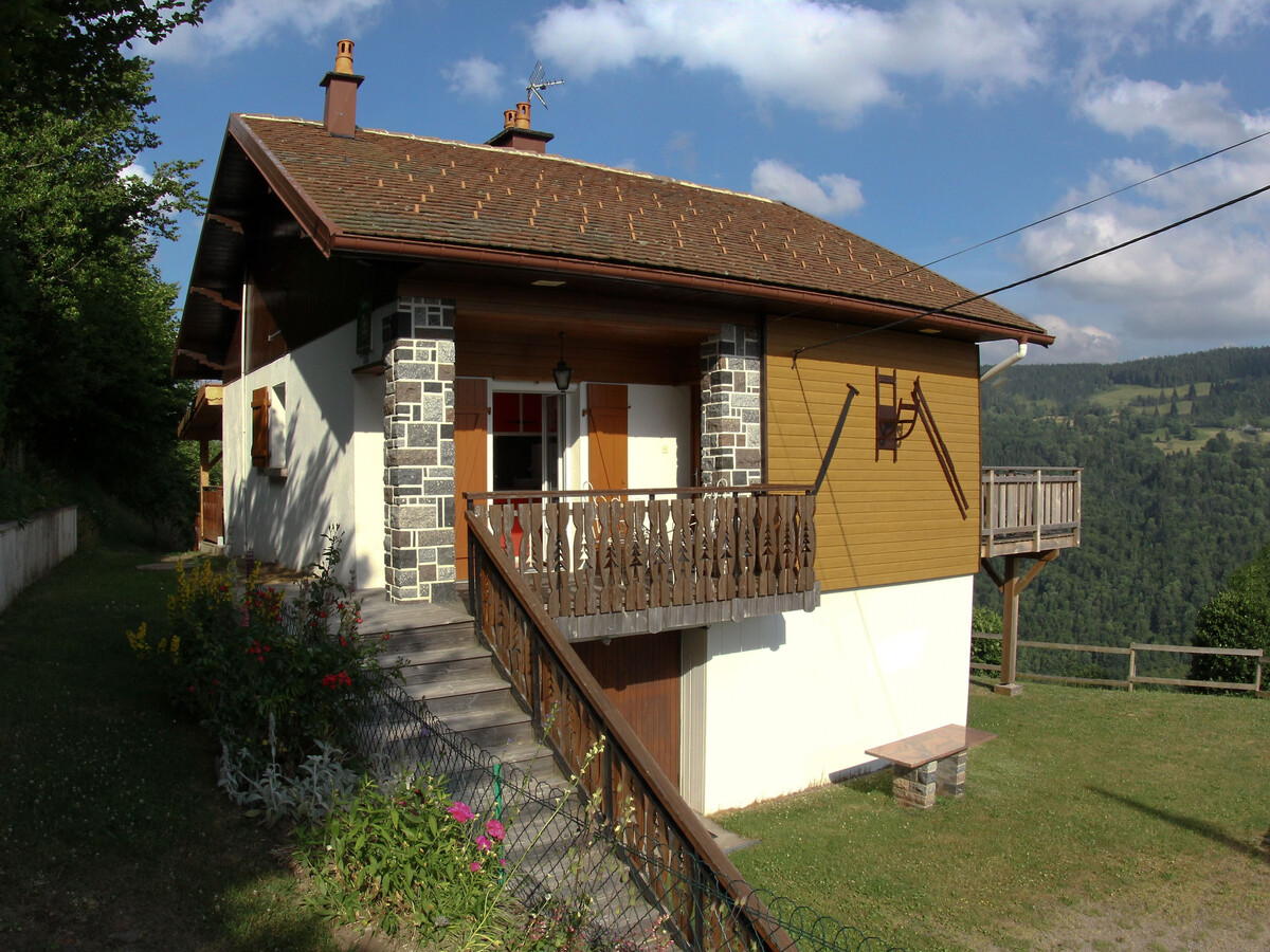 Gîte montagne 6 pers. à 800m avec vue vallée et 4 terrasses - Photo 3