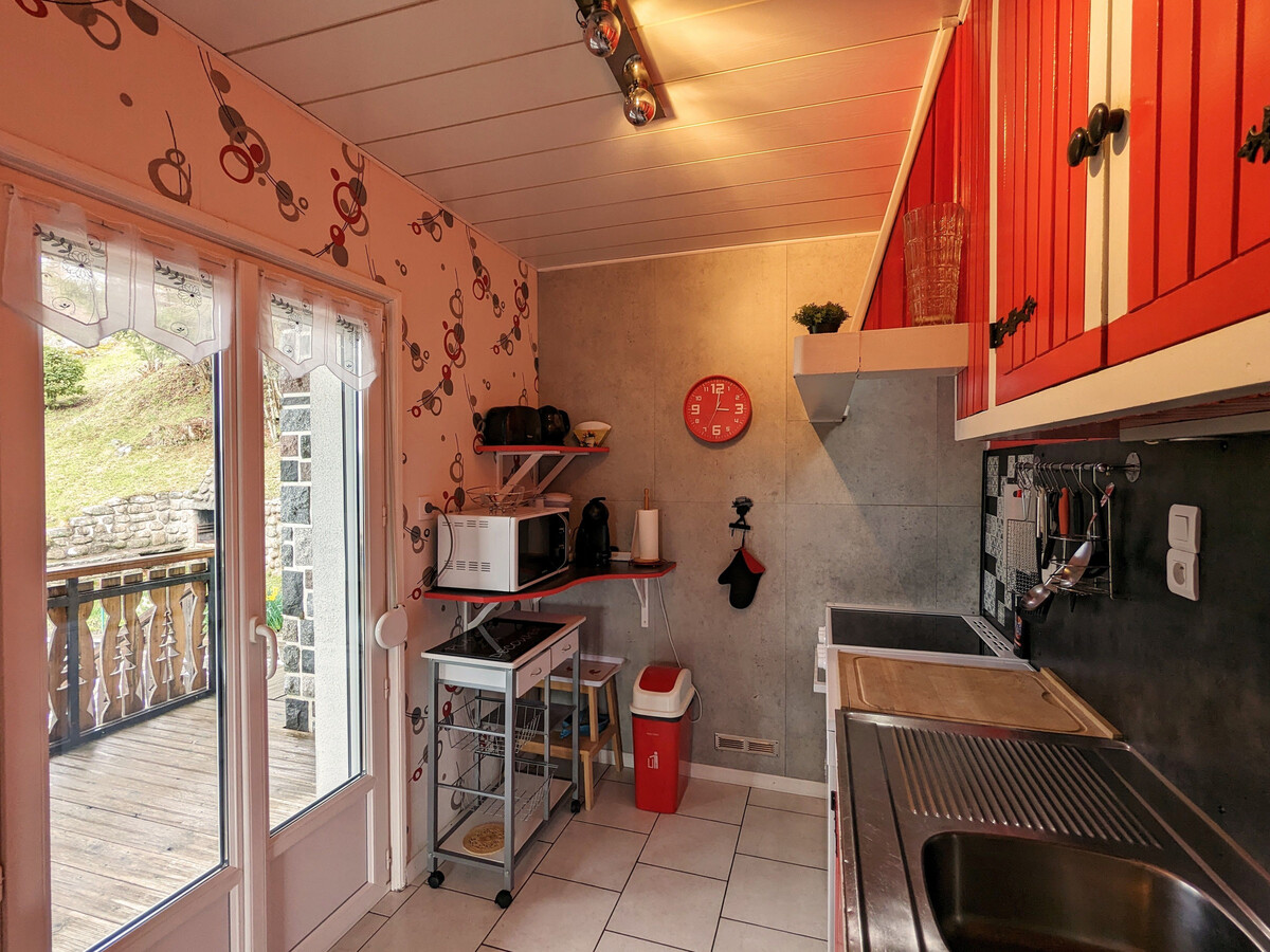 Gîte montagne 6 pers. à 800m avec vue vallée et 4 terrasses - Photo 6