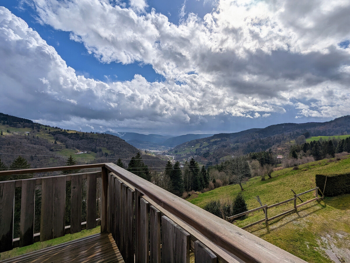 Gîte montagne 6 pers. à 800m avec vue vallée et 4 terrasses - Photo 11