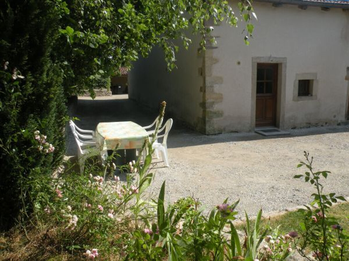 Gîte 157 m² rénové, terrain clos à Dommartin-aux-Bois - Photo 1