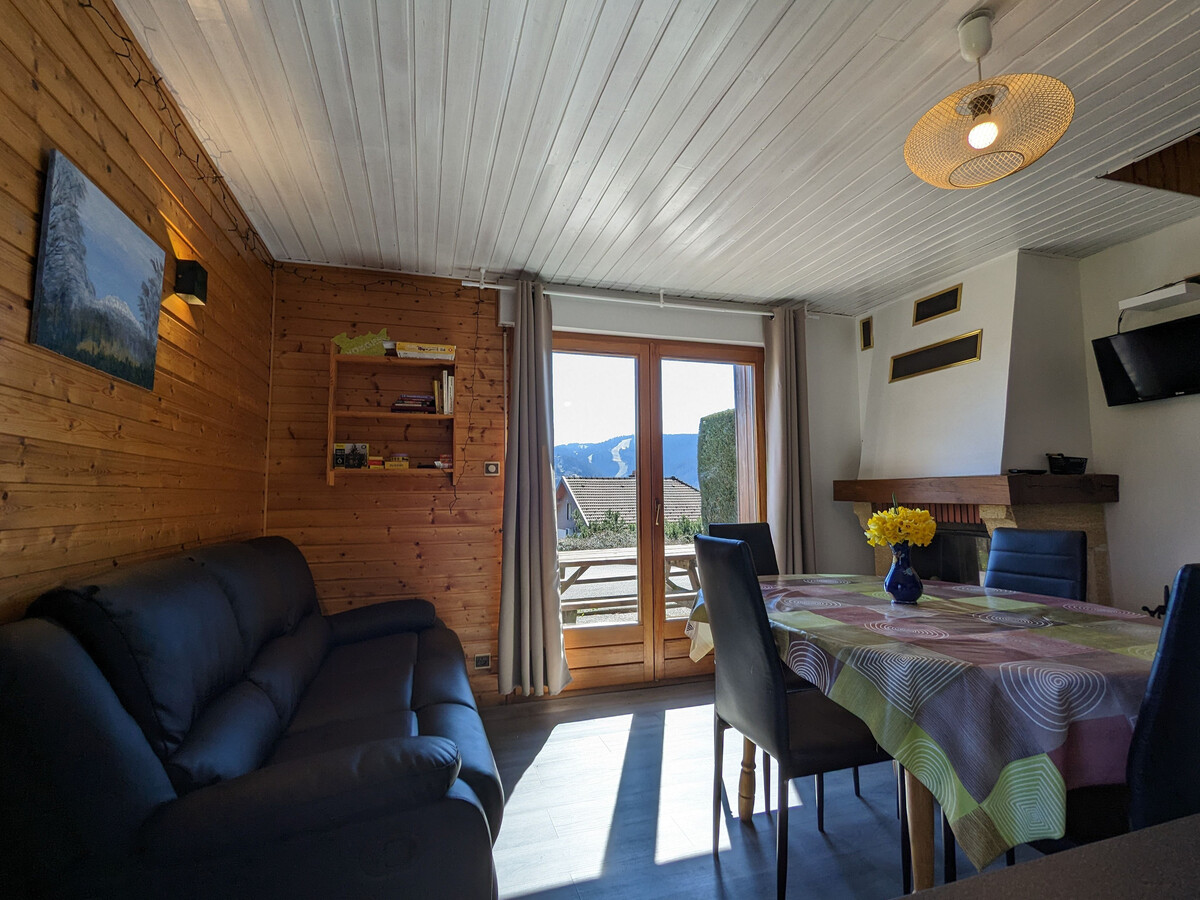 Chalet en bois 4 pers. à Gérardmer, cheminée et terrain - Photo 4
