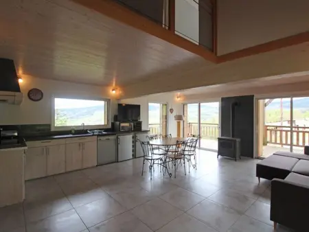 Charmant chalet 3 chambres avec terrasse proche Alsace - Photo 3