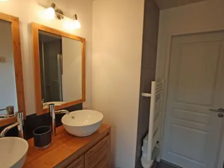 Charmant chalet 3 chambres avec terrasse proche Alsace - Photo 14